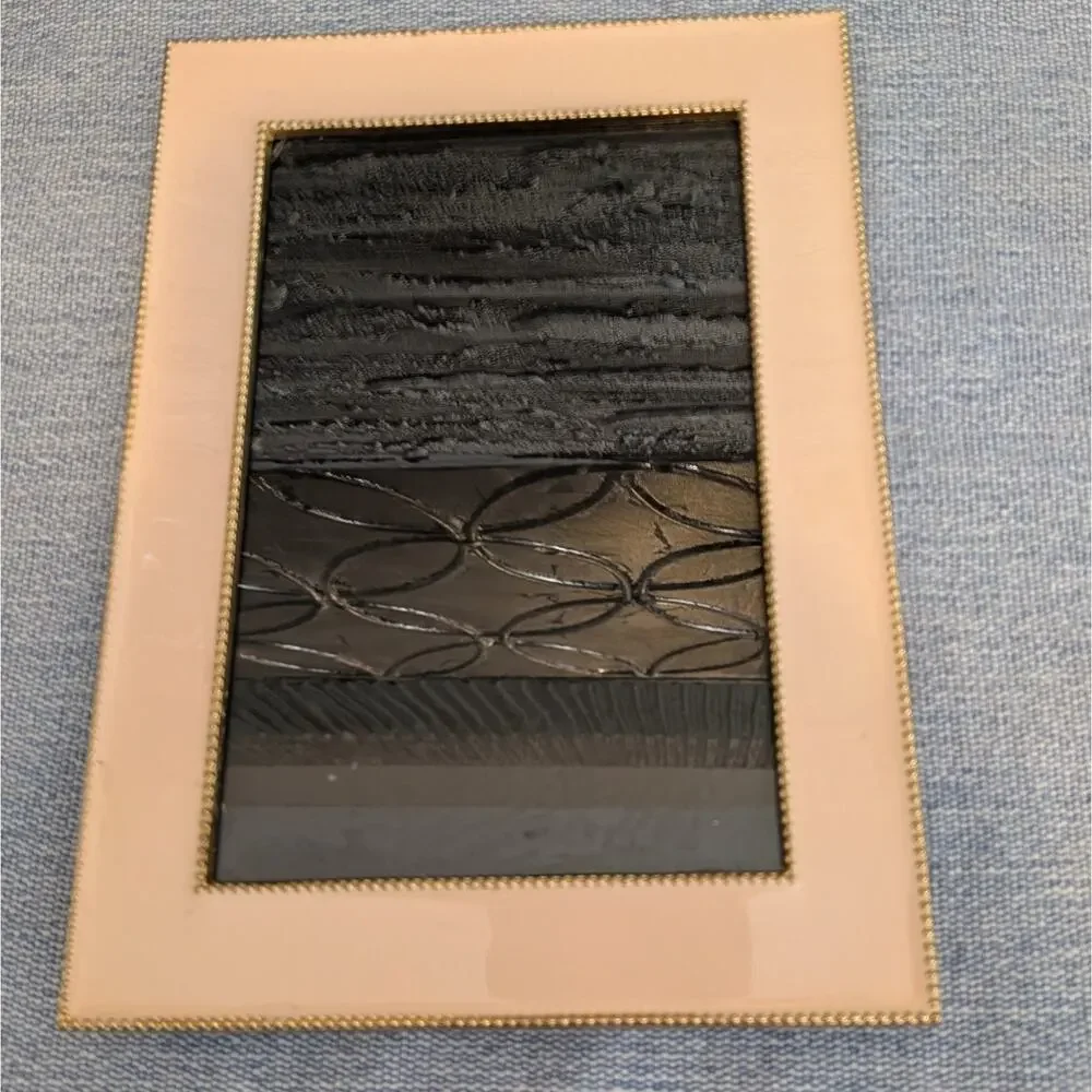 Picture Frame Sheffield Home Blush Pink Enamel Gold Beaded Trim Tabletop 4x6